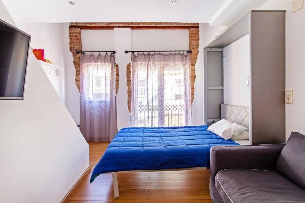 Apartamento Con Terraza Privada Cerca De La Playa Valencia Eksteriør bilde